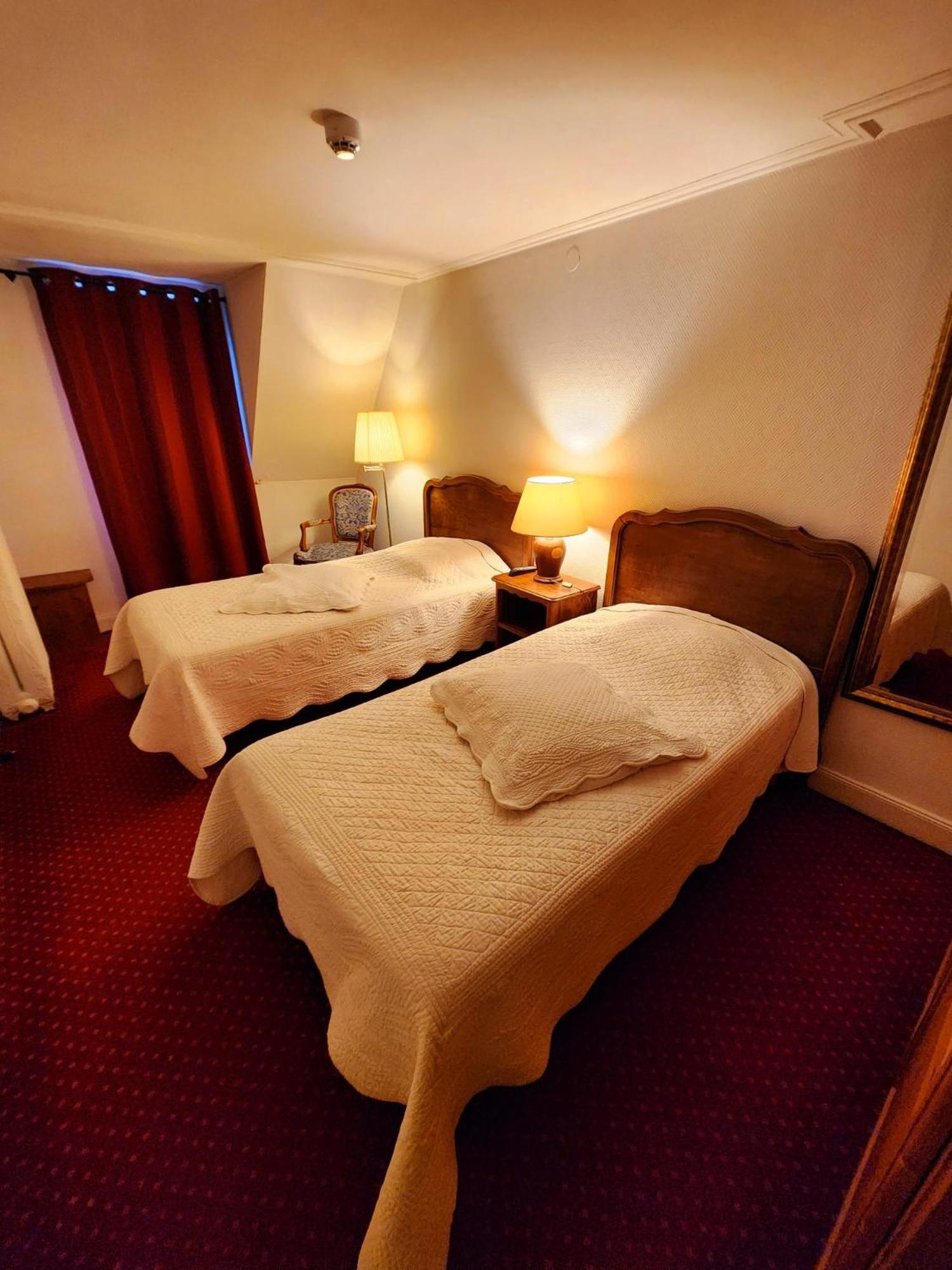 Hotel De l'Europe Aéroport Saint-Louis  Extérieur photo